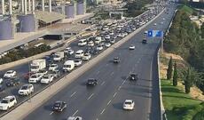 Bakının bir sıra yollarında nəqliyyatın sıxlığı müşahidə olunur