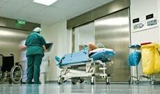 Gəncədə partlayış: qadın xəsarət aldı, 3 maşına ziyan dəydi - Video