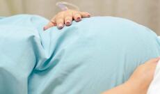 Qeysəriyyə yolu ilə övlad dünyaya gətirən Səma qəfil vəfat etdi - Video