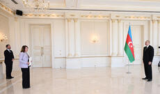 Prezident İlham Əliyev İspaniyanın Azərbaycanda yeni təyin olunmuş səfirinin etimadnaməsini qəbul edib