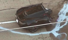 Qəzada “McLaren” ikiyə ayrılıb