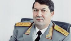 General güləşçiyə 100 minlik maşın nömrəsi hədiyyə etdi