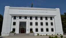 Şəhid atası İH-in binasında özünə xəsarət yetirdi