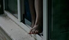 Bakıda tələbə qız 15-ci mərtəbədən özünü atıb