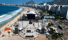 Ledi Qaqanın pulsuz şousu