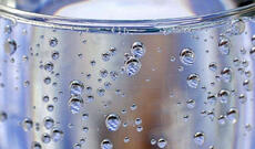 Alimlər təsadüfən havadan su çıxarmaq üçün inqilabi material yaradırlar