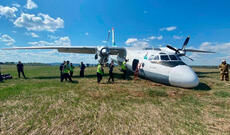 Təyyarə uçuş-enmə zolağından çıxıb
