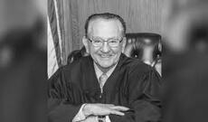 Bütün dünyanın ən yumşaq ürəkli hakimi dünyasını dəyişib