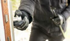 Taksi şirkətinin pulunu oğurlayan şəxslər yaxalandı