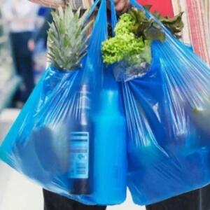Başqa marketin torbası ilə mağazaya girib döyüldü – Bakıda ŞOK OLAY