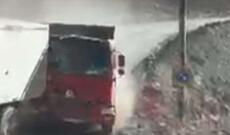 Kəlbəcərdə yük maşınları toqquşdu - FOTO