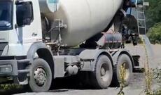 Fəhlə betonqarışdıran maşının altında qalaraq öldü