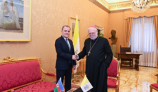 Ceyhun Bayramov Vatikanın arxiyepiskopu ilə görüşdü - YENİLƏNDİ