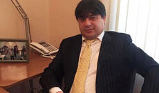 Keçmiş xanımı Anarı məhkəməyə verdi