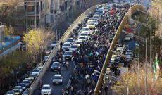 Tramp ABŞ-ın İrandakı etirazçılara kömək etməyə hazır olduğunu açıqlayıb