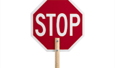 Azərbaycanda bələdiyyə sədrinin ölkədən çıxışına “stop” qoyuldu