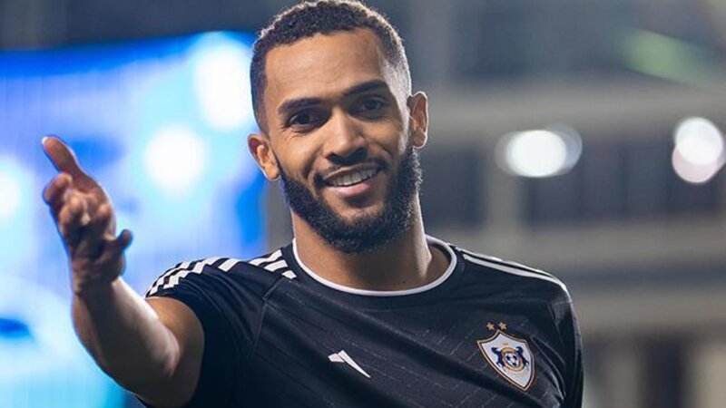 Juninyo “Qarabağ”dakı uğurunu bədəninə həkk etdirdi