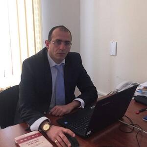 Alimdən etiraz: O, şəhid kimi dəfnə layiq deyil!