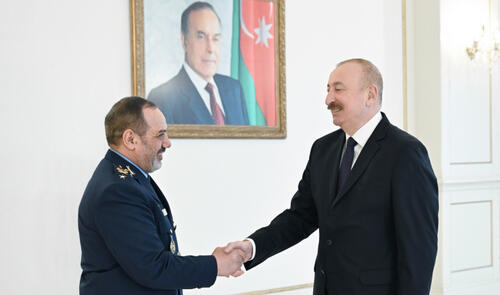 Prezident İlham Əliyev İranın müdafiə və silahlı qüvvələrə dəstək nazirinin başçılıq etdiyi nümayəndə heyətini qəbul edib