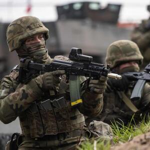 150 milyard avro kifayət deyildi: AB yeni müdafiə vəsaitləri axtarır, - Bloomberg