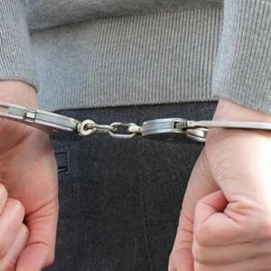 Dayanacaqda çantasını unudan şəxsin qızılları oğurlandı