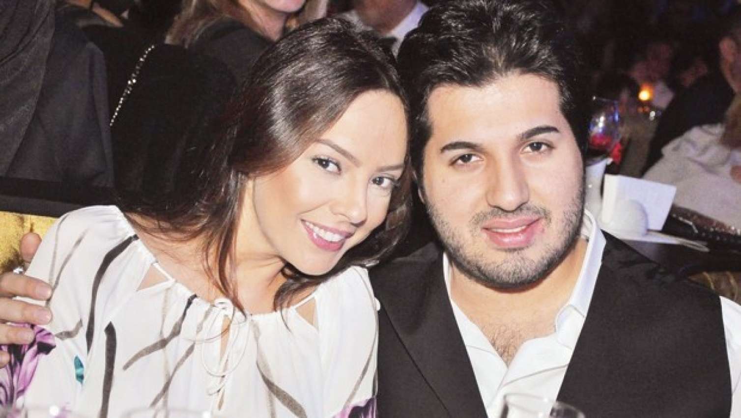 250 milyonluq villalarını onun adına keçirdi - VİDEO