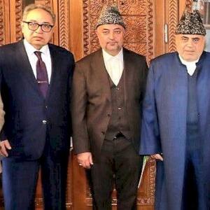 Abel Məhərrəmov və “işsiz” deputatlar Şeyxin tədbirində nə gəzir?