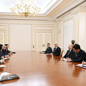 Prezident İlham Əliyev İranın yol və şəhərsalma nazirinin başçılıq etdiyi nümayəndə heyətini qəbul edib