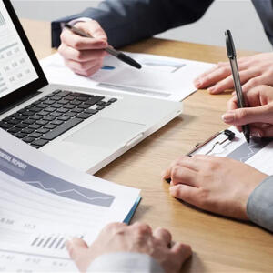 Azərbaycanda 60 yaşdan yuxarı şəxslərlə əmək müqavilələrinin ləğvinə qadağa qoyula bilər