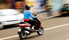 Moped sürücülərindən dövlət nömrə nişanı tələb olunacaq - Yol polisindən xəbərdarlıq