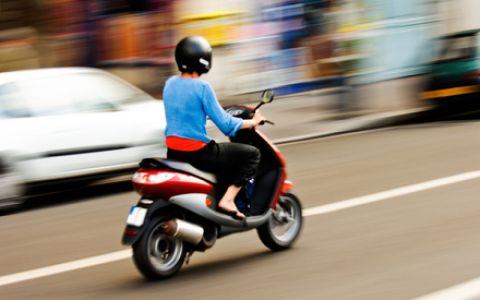 Moped sürücülərindən dövlət nömrə nişanı tələb olunacaq - Yol polisindən xəbərdarlıq