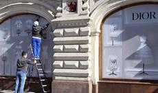 Dior 2028-ci ilə qədər Moskvada fəaliyyətini bərpa etməyi planlaşdırır