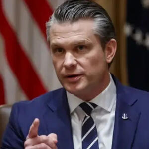 Pit Heqset qaradərililərə və qadınlara general rütbəsi verilməsindən imtina edib