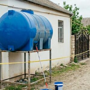 Gəncə sakini su çənini rəngləyən zaman zəhərlənərək öldü