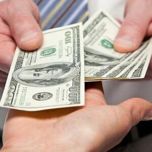 Azərbaycanda dollar ucuzlaşdı