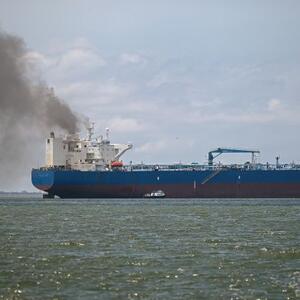 ABŞ məhdudiyyətləri tətbiq edildikdən bəri ilk dəfə Pakistan tankeri Hörmüz boğazından keçib