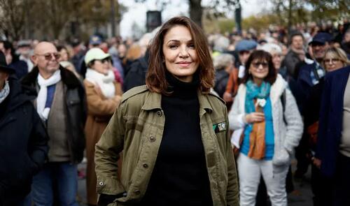 Fransız aktrisa Nadia Fares vəfat edib