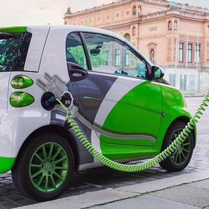 İlin əvvəlindən bəri Azərbaycana neçə elektrikli nəqliyyat vasitəsi idxal edilib? – RƏQƏMLƏR