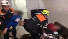 Ayağı barmaqlıq arasında qaldı, FHN yardıma gəldi - Video