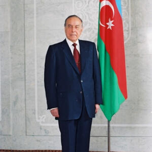 İdeyaları ilə Zəfərə yol açan Dahi Lider Heydər Əliyev