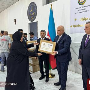 Azərbaycan Kərkükdə 150 ​​ailəni hədiyyələrlə sevindirib