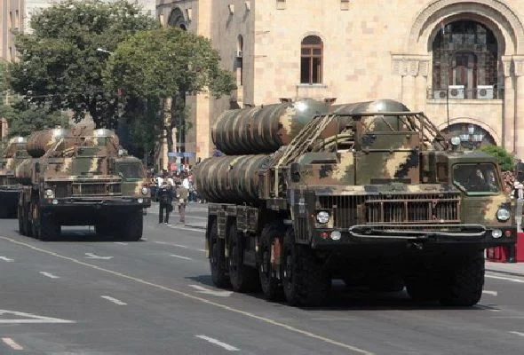 Ermənistan sürətlə silahlanır: 2 milyardlıq yeni saziş...