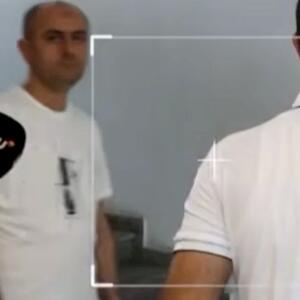 Kameranı görüb qaçdılar: Tibb mərkəzində nə baş verir? - VİDEO