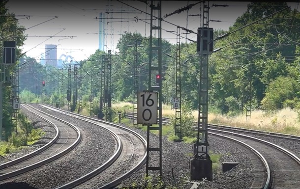 Almaniyada iki dəmir yolu yanğını baş verib