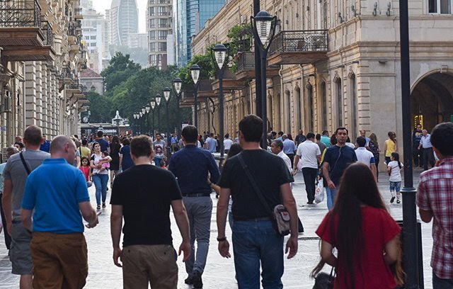 Azerbaycan əhalisinin sayı açıqlandı