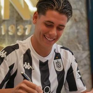 Macarıstan millisinin sabiq futbolçusu "Neftçi"də