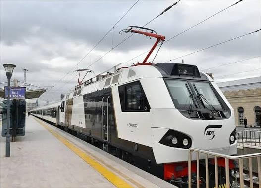 Tbilisi — Bakı qatarı: əlavə reyslərin təyin edilməsi məsələsi həll olunur