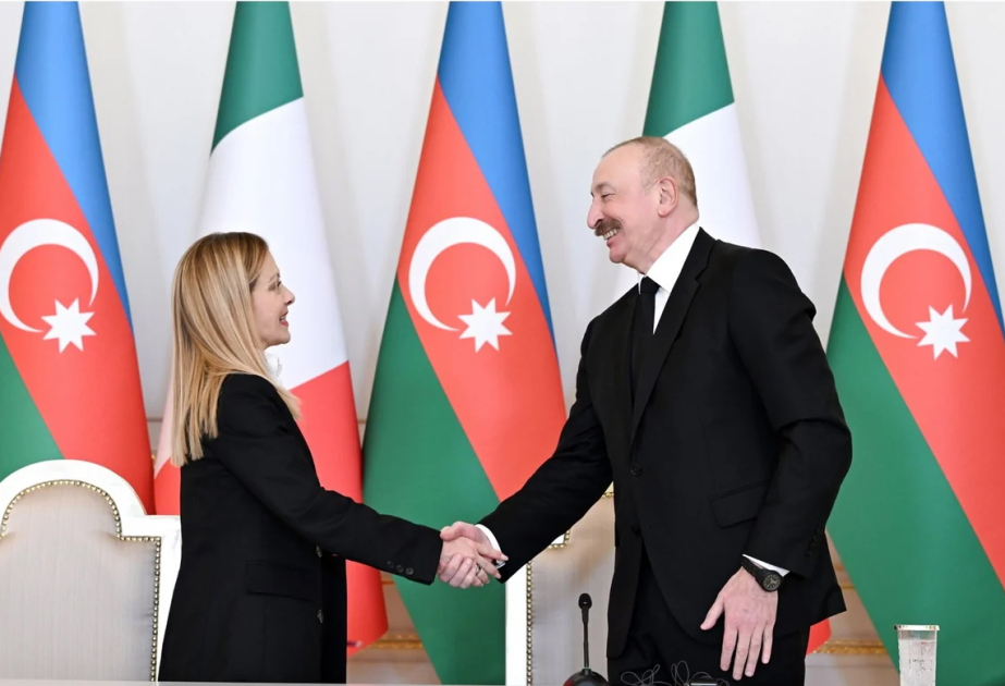Prezident İlham Əliyev İtaliyanın Baş nazirini təbrik edib