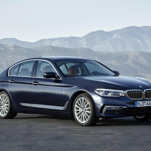 BMW  yanğın təhlükəsi səbəbindən təxminən 190 min avtomobil geri çağırılır