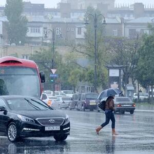 Bakıda leysan, bölgələrdə şimşək və dolu gözlənilir